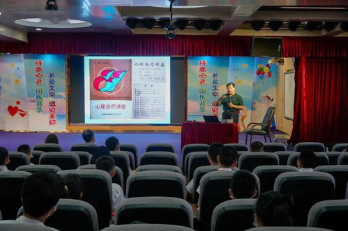 羅湖戰疫報告 常備1200人應急采樣隊，黨員沖鋒在前，深圳心理咨詢同步守護